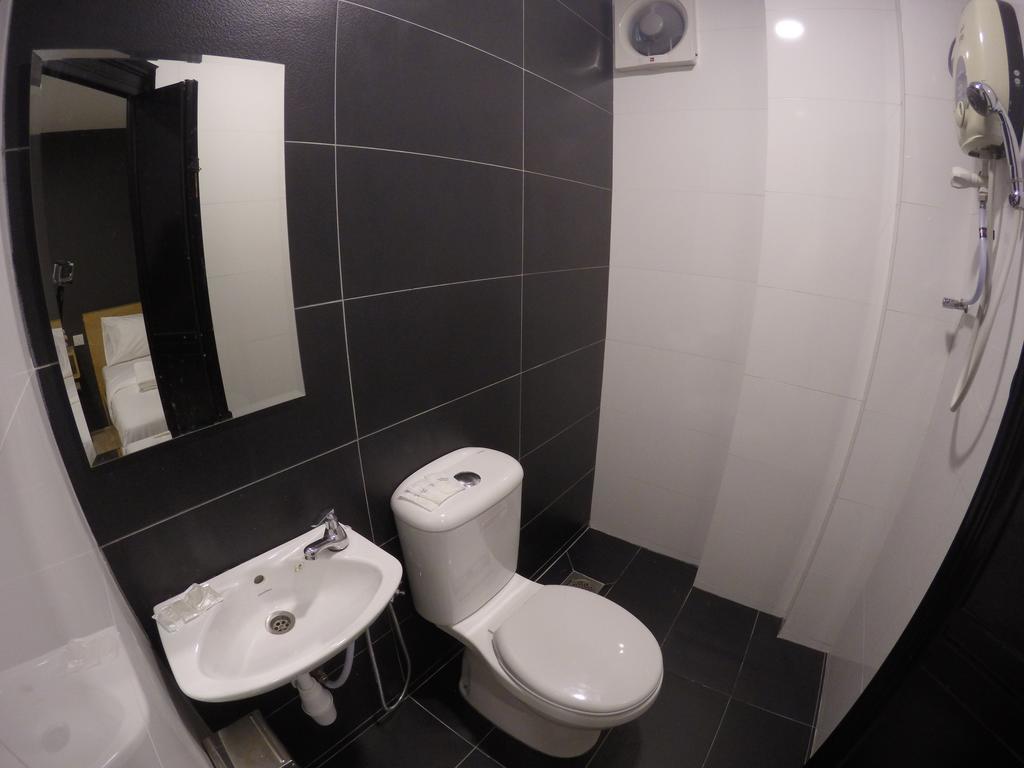 วิโอ โฮเต็ล ศรี เปตาลลิง Hotel กัวลาลัมเปอร์ ภายนอก รูปภาพ